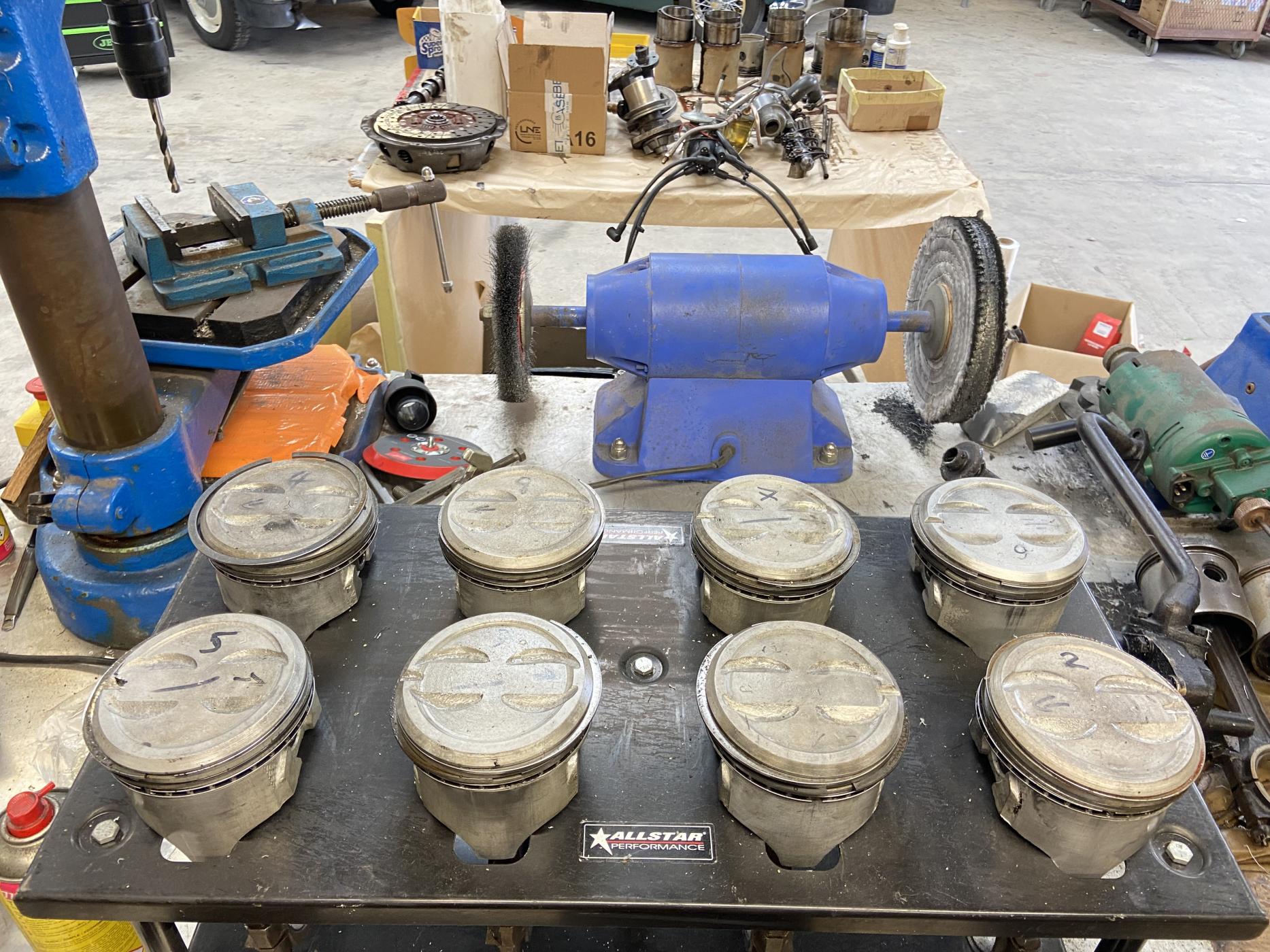 MOTEUR V8 RECTIFICATION BRETAGNE ROADSTER