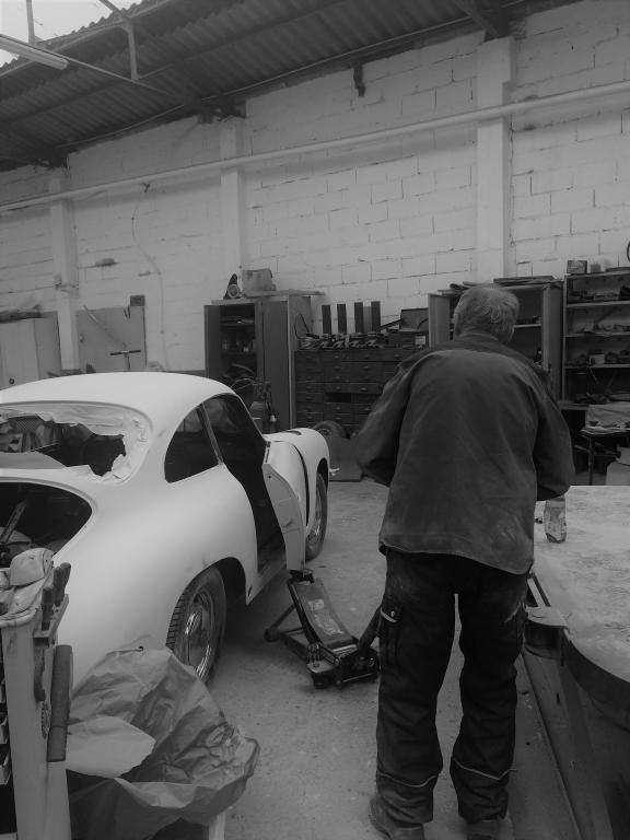 RESTAURATION PORSCHE 356 C BRETAGNE ROADSTER NORMANDIE