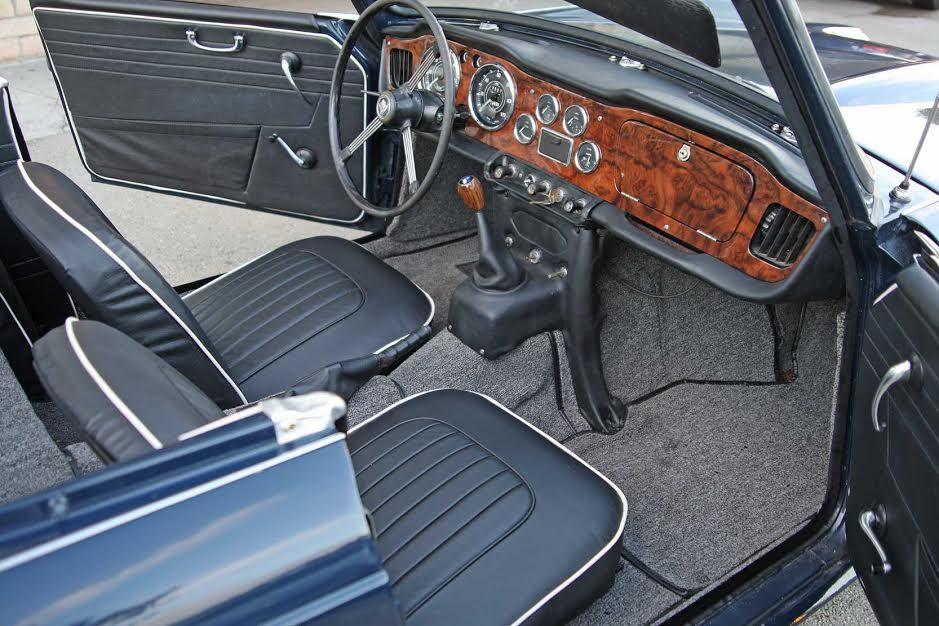 Bretagne Roadster Cette voiture est passe dans nos mains