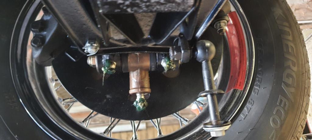 RESTAURATION TRIUMPH TR3A BRETAGNE ROADSTER