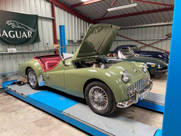 RESTAURATION TRIUMPH TR3A BRETAGNE ROADSTER
