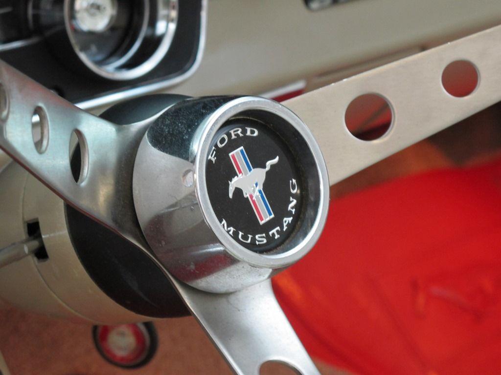 Ford mustang 1965