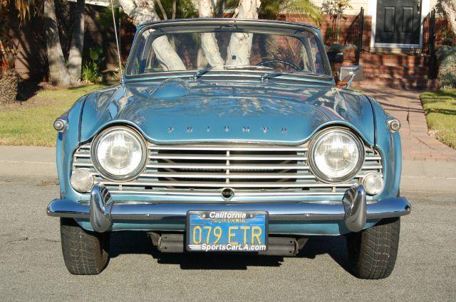 Triumph TR4A IRS 1967