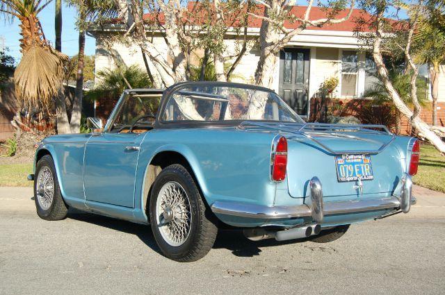 Triumph TR4A IRS 1967