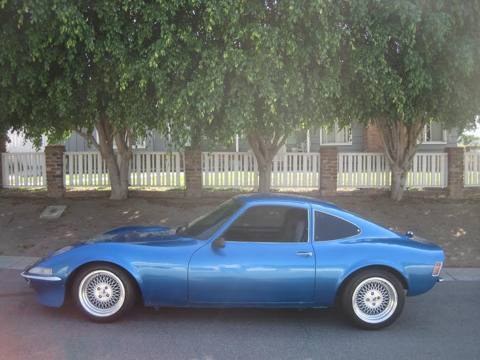 opel gt 1900 bretagne roadster