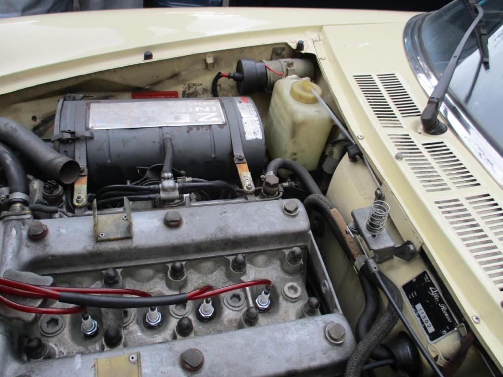 alfa spider 2000 bretagne roadster