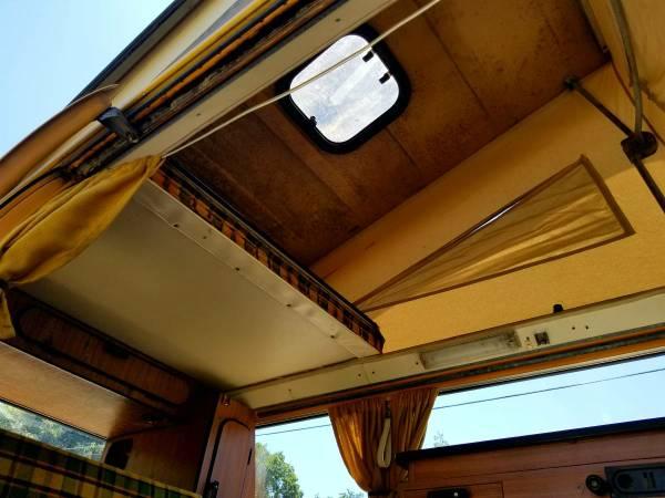 volskwagen combi westfalia de bretagne roadster