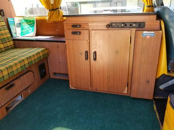 volskwagen combi westfalia de bretagne roadster