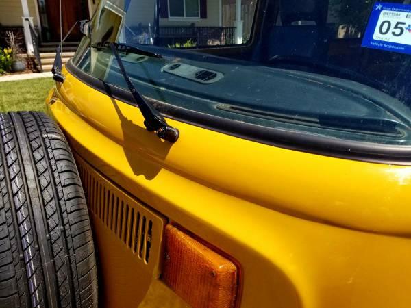 volskwagen combi westfalia de bretagne roadster