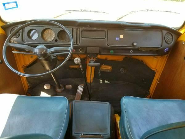 volskwagen combi westfalia de bretagne roadster