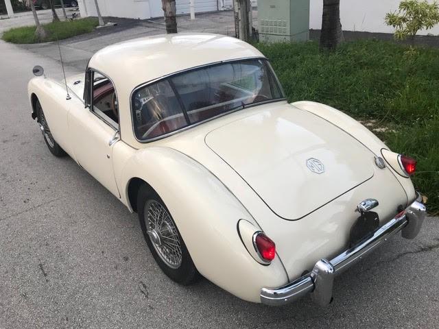 mga coupe bretagne roadster