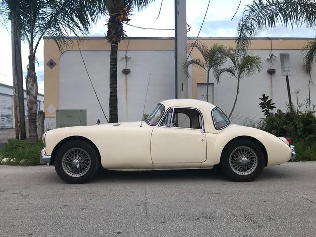 mga coupe bretagne roadster