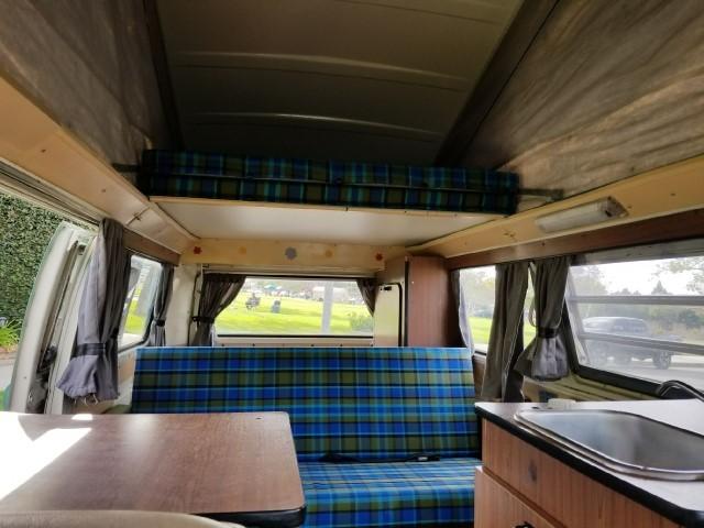 volskwagen combi westfalia de bretagne roadster