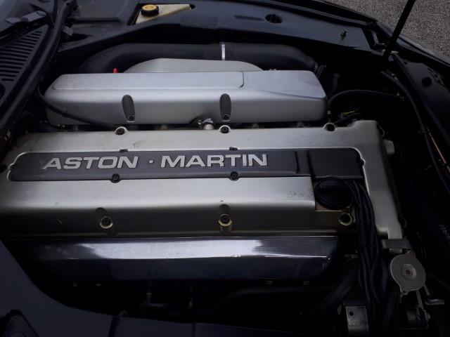 ASTON MARTIN DB7 VOLANTE