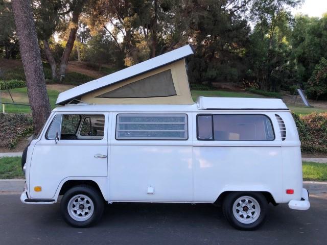 volskwagen combi westfalia de bretagne roadster