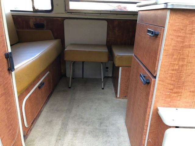 volskwagen combi westfalia de bretagne roadster