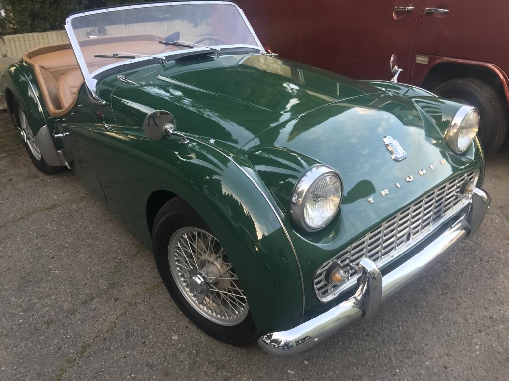 TRIUMPH TR3 A VERTE BRETAGNE ROADSTER