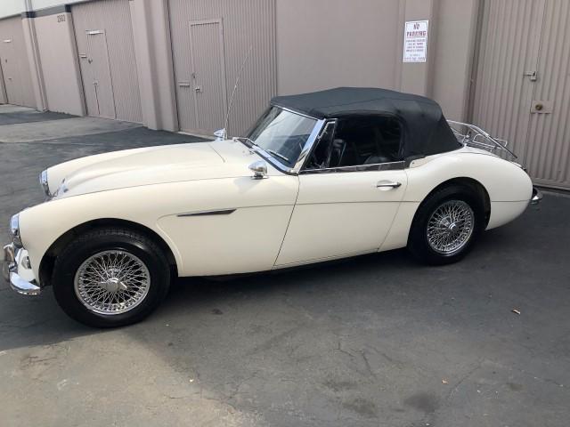 AUSTIN HEALEY MKIII BJ8 BLANCHE BRETAGNE ROADSTER