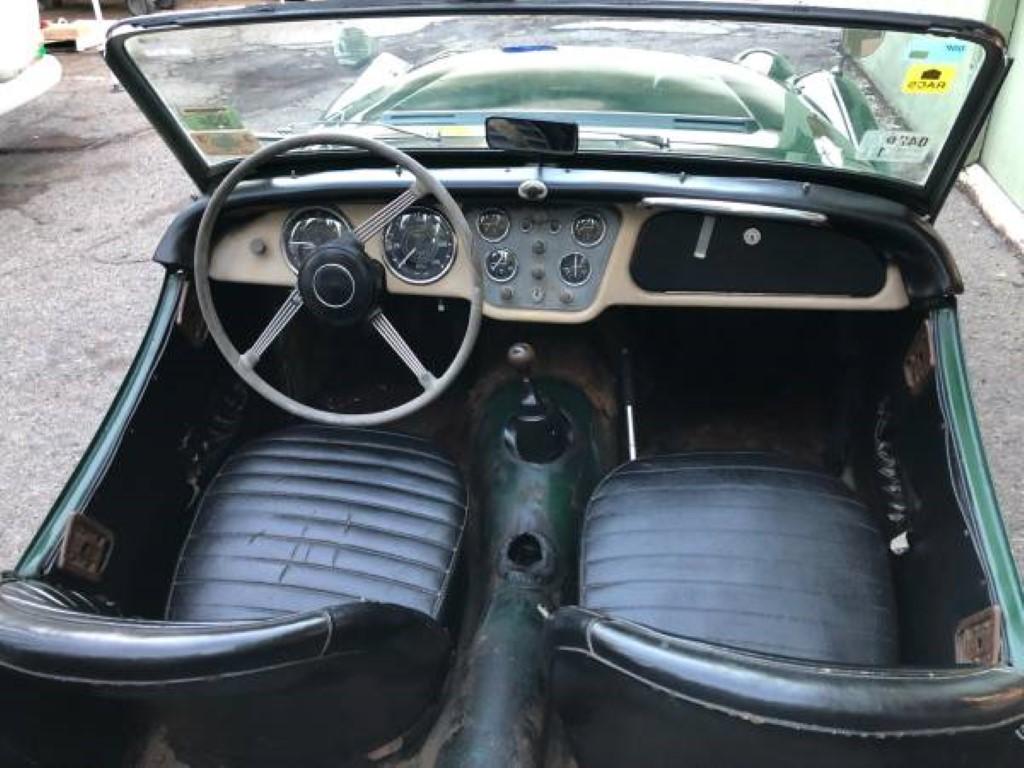 TRIUMPH TR3 A VERTE BRETAGNE ROADSTER