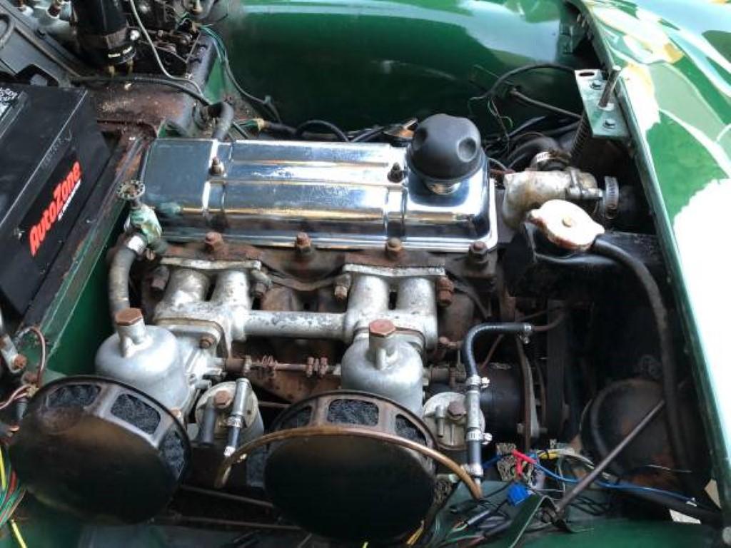 TRIUMPH TR3 A VERTE BRETAGNE ROADSTER