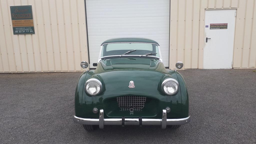 TRIUMPH TR2 BRETAGNE ROADSTER