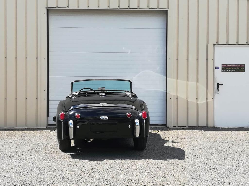 TRIUMPH TR3 PETITE BOUCHE NOIRE BRETAGNE ROADSTER