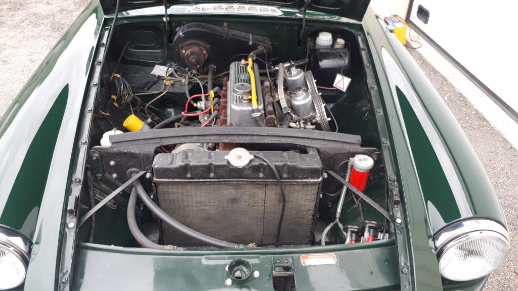 MGB GT bretagne roadster