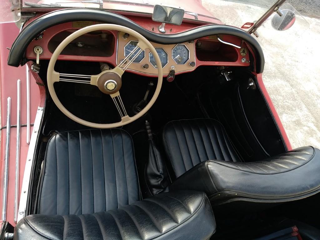 MG TF 1250 bretagne roadster