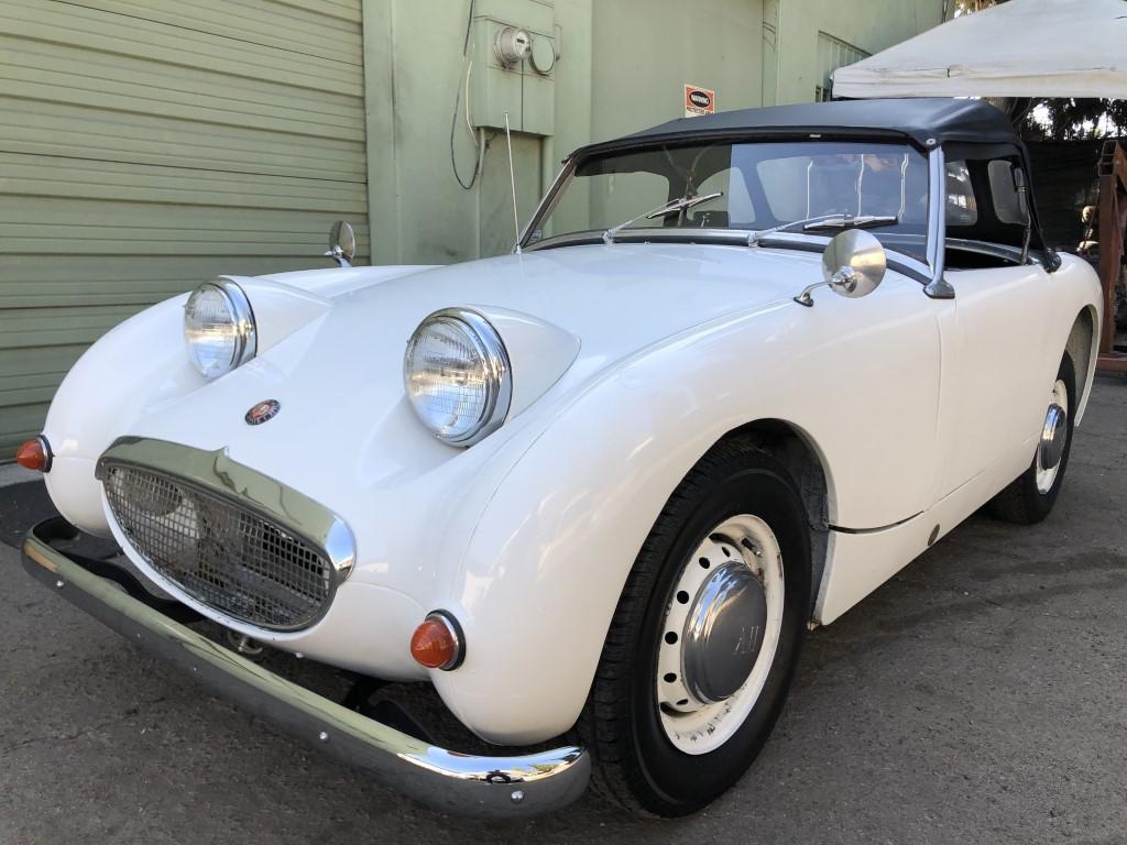 AUSTIN HEALEY FROG EYE BLANCHE BRETAGNE ROADSTER