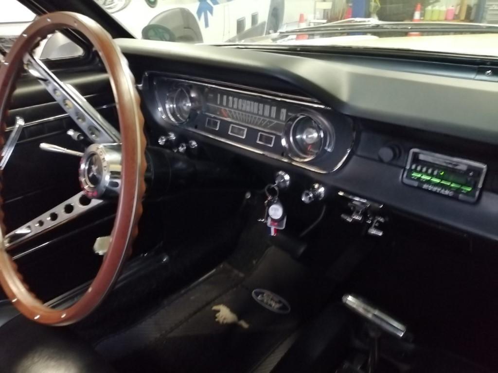 ford mustang v8 cabriolet bretagne roadster