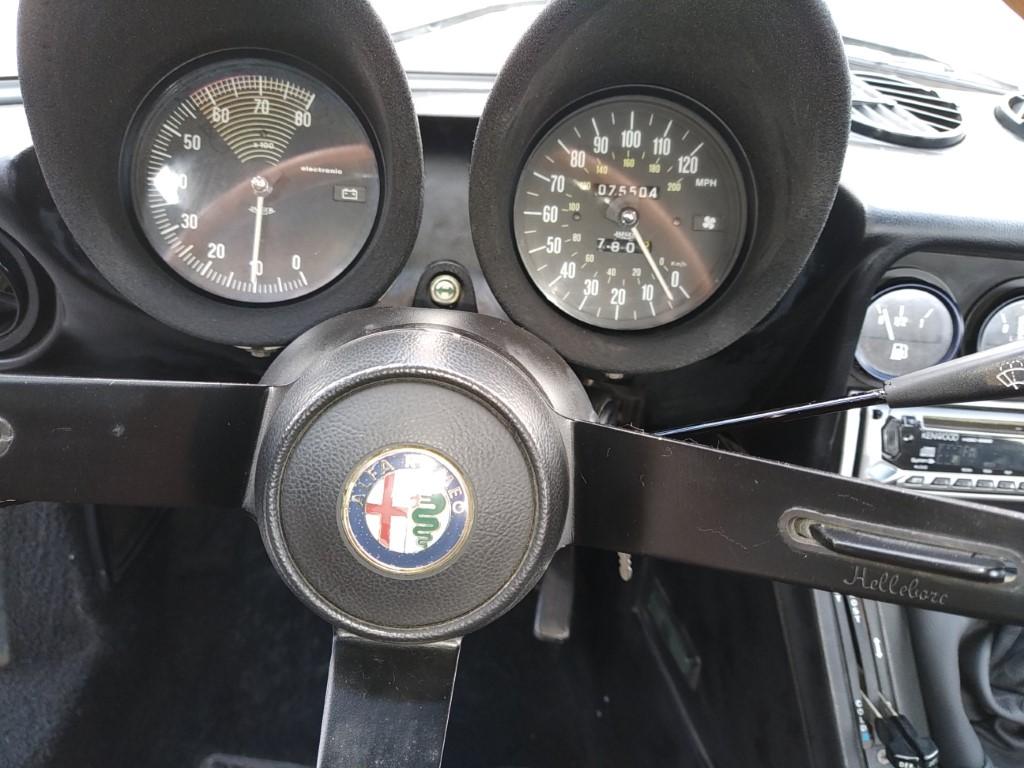 ALFA ROMEO SPIDER VELOCE 2000 NOIRE BRETAGNE ROADSTER