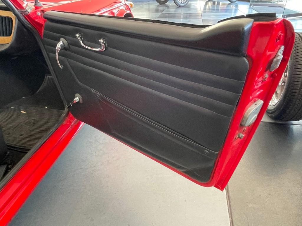 TRIUMPH TR4A IRS OVERDRIVE BRETAGNE ROADSTER