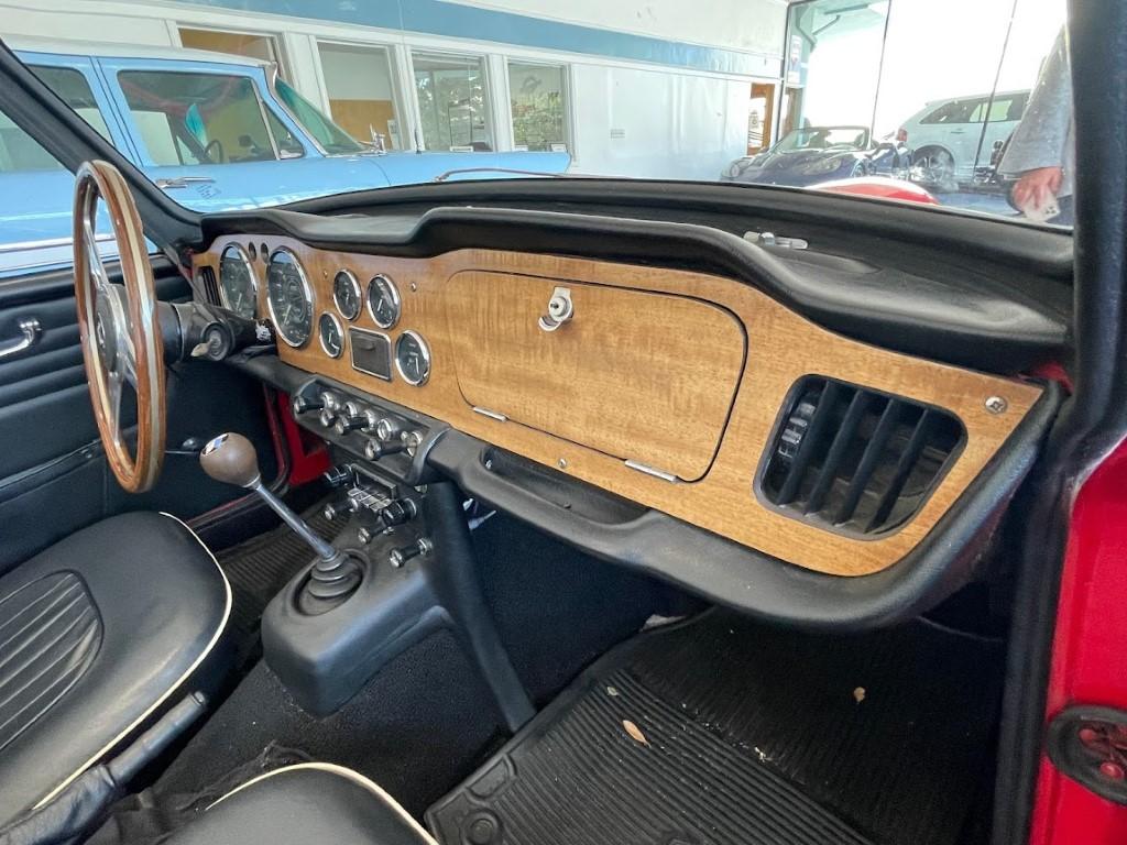 TRIUMPH TR4A IRS OVERDRIVE BRETAGNE ROADSTER