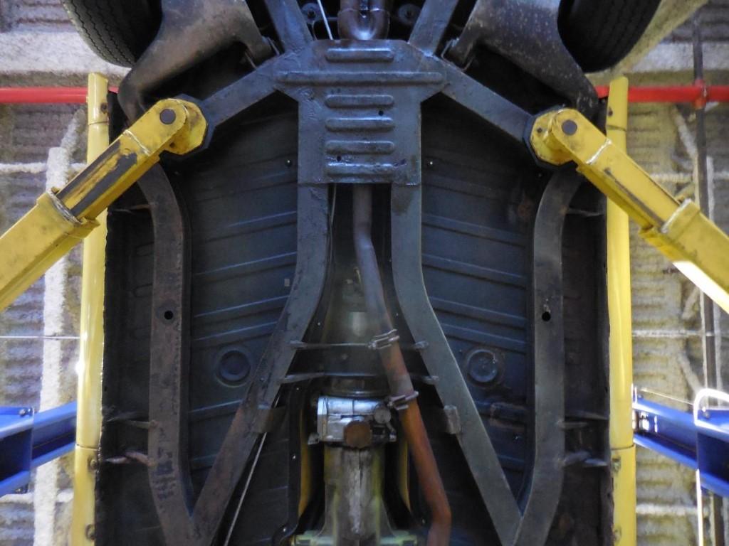 TRIUMPH TR 6 BRETAGNE ROADSTER