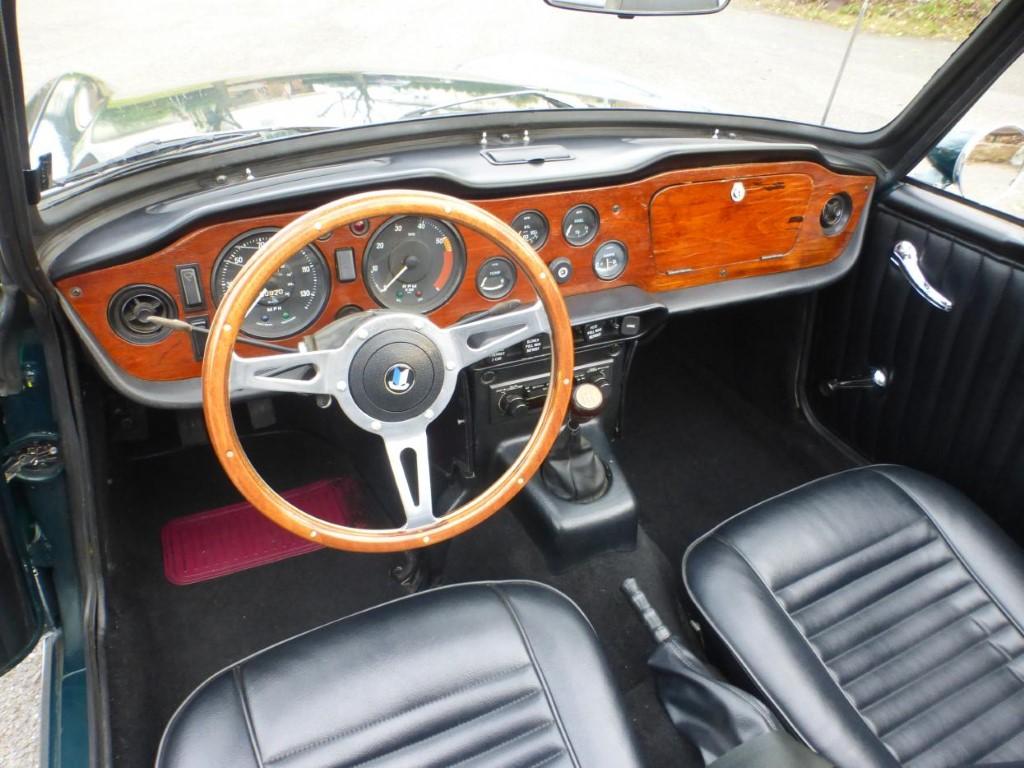 TRIUMPH TR 6 BRETAGNE ROADSTER