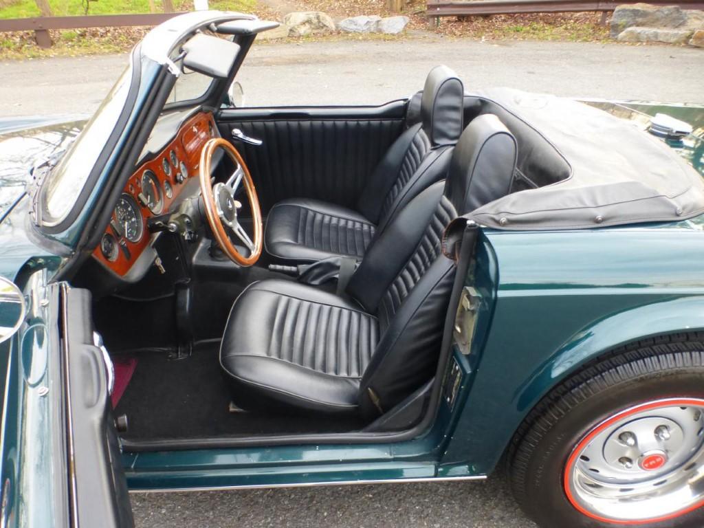 TRIUMPH TR 6 BRETAGNE ROADSTER
