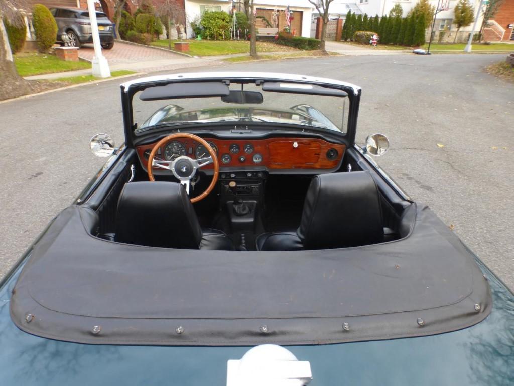 TRIUMPH TR 6 BRETAGNE ROADSTER