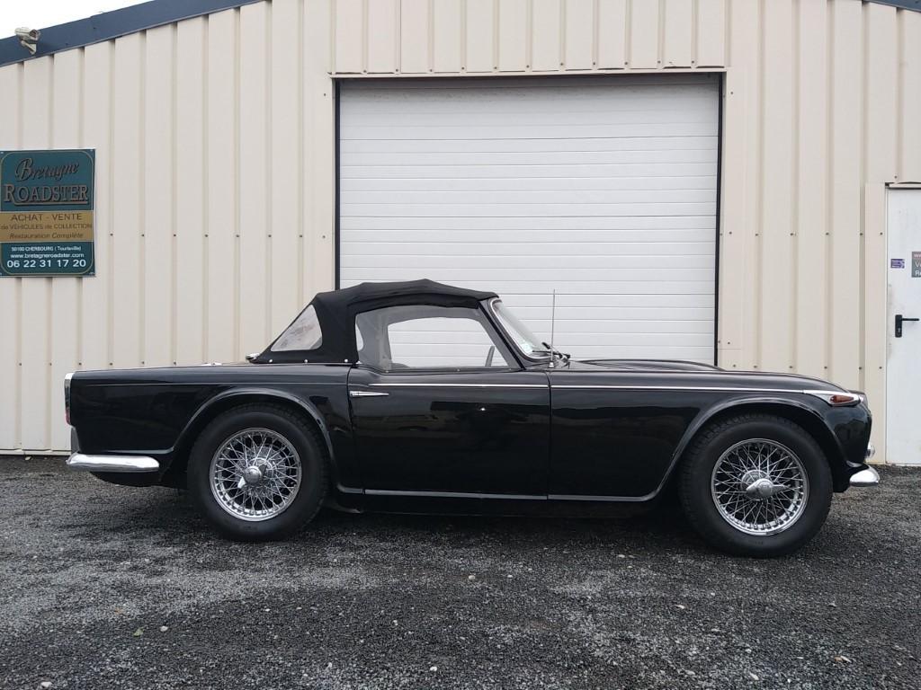 TRIUMPH TR4 A IRS BRETAGNE ROADSTER