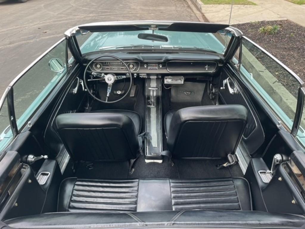 ford mustang v8 cabriolet bretagne roadster