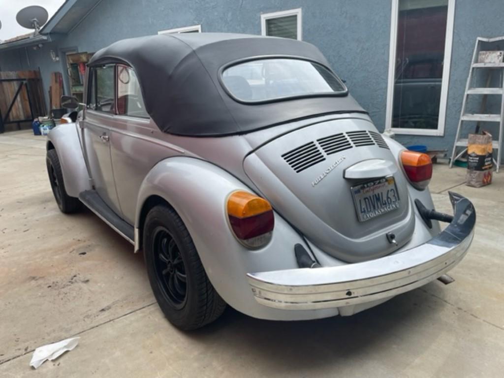 coccinelle cabriolet grise , bretagne roadster