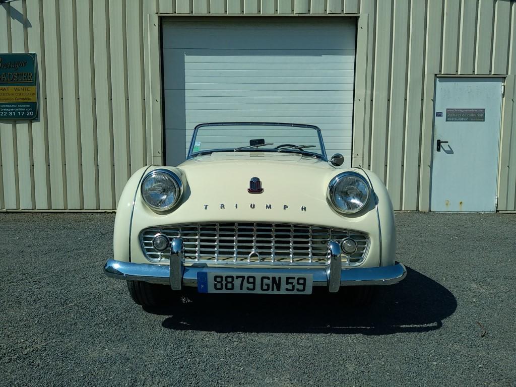 TRIUMPH TR3B OVERDRIVE BRETAGNE ROADSTER
