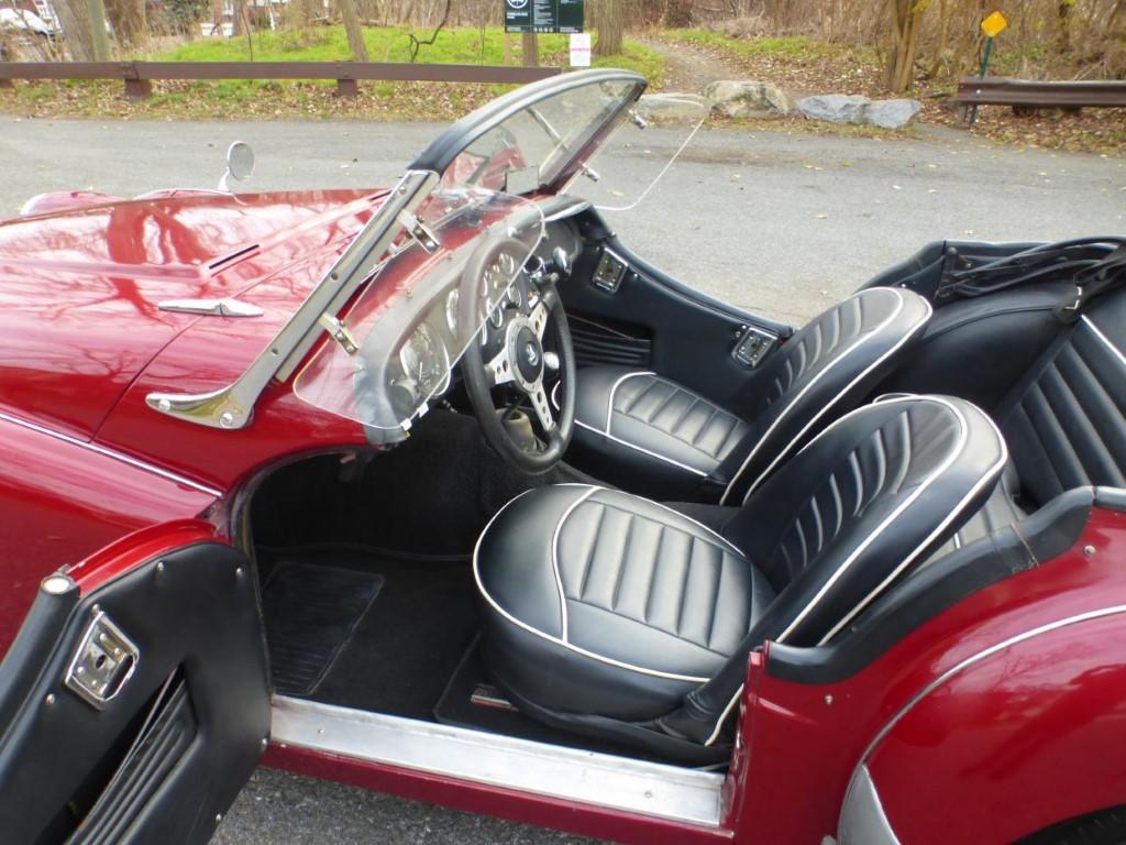 TRIUMPH TR3A OVERDRIVE BRETAGNE ROADSTER