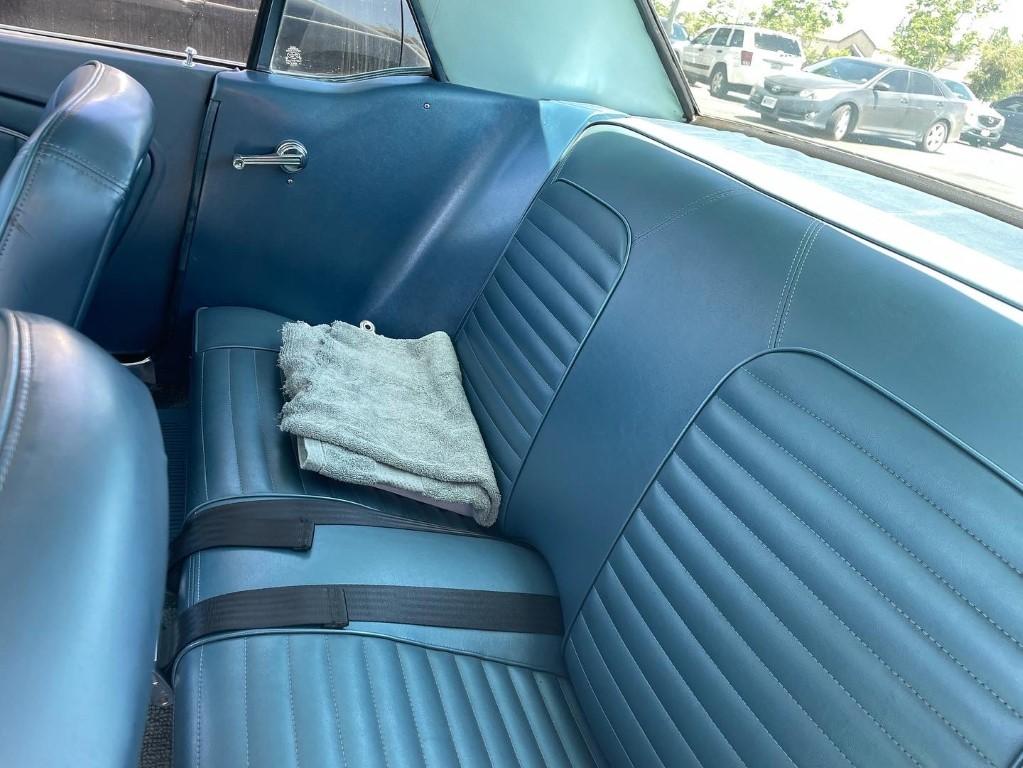 FORD MUSTANG COUPE V8 BRETAGNE ROADSTER