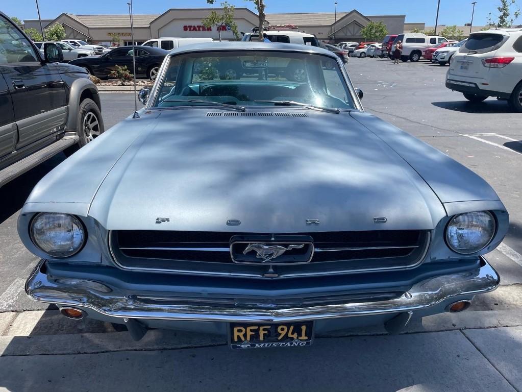 FORD MUSTANG COUPE V8 BRETAGNE ROADSTER