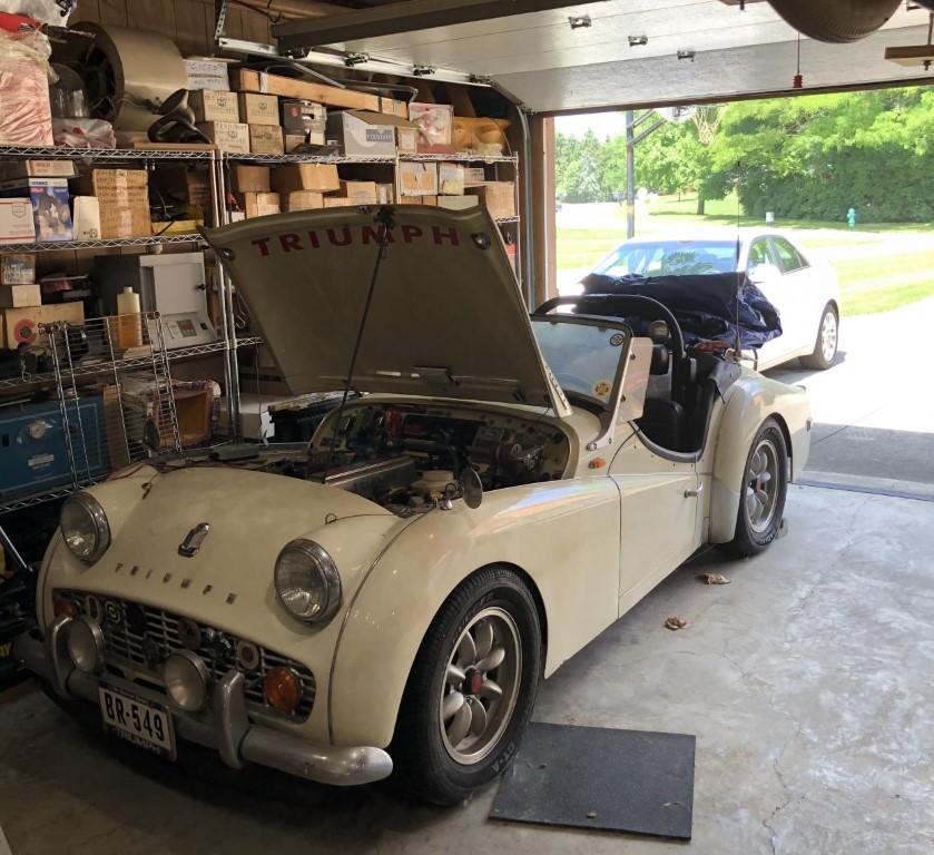 TRIUMPH TR3B OVERDRIVE BRETAGNE ROADSTER