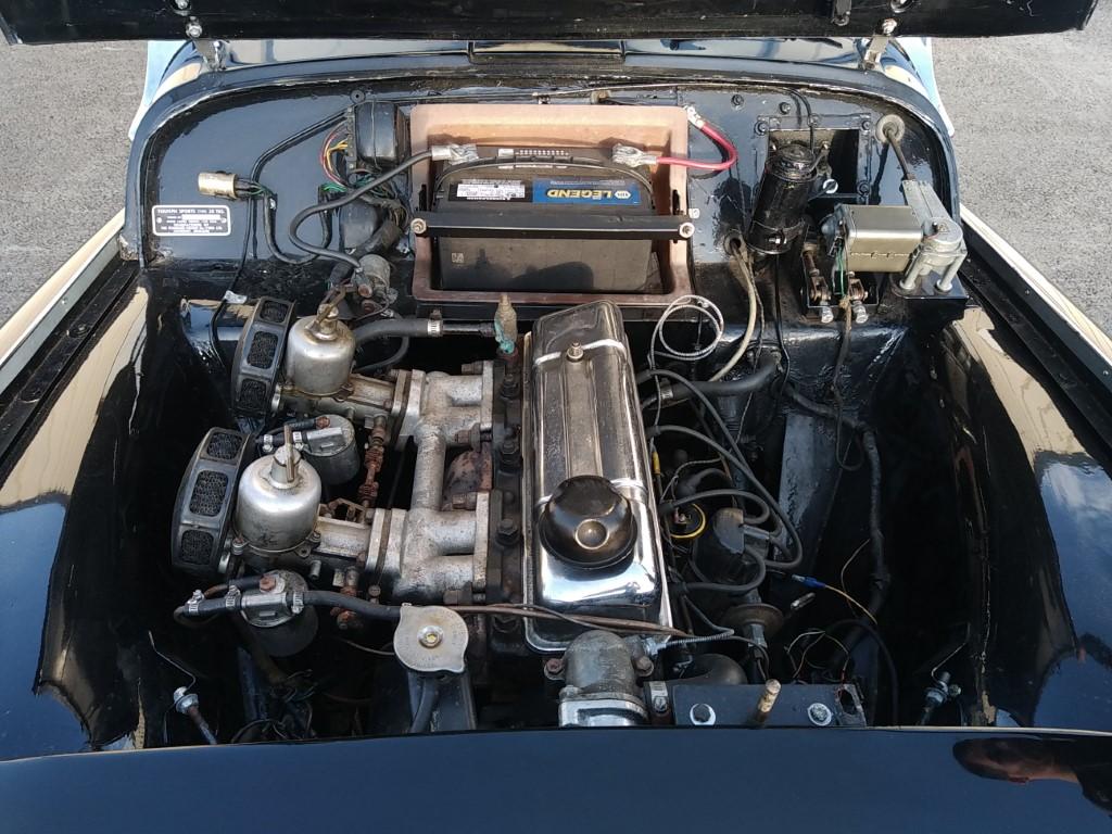 TRIUMPH TR3A OVERDRIVE BRETAGNE ROADSTER