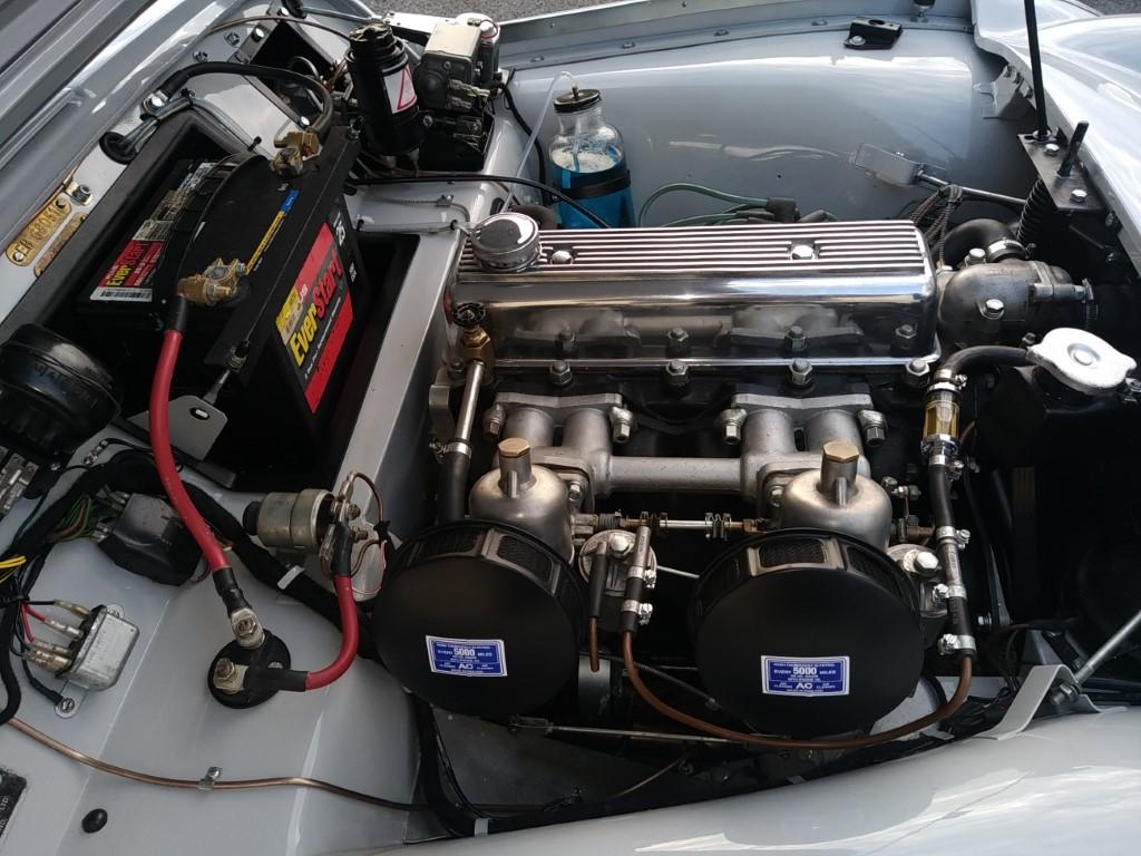 TRIUMPH TR3B OVERDRIVE BRETAGNE ROADSTER