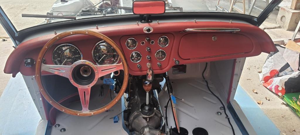 TRIUMPH TR3B OVERDRIVE BRETAGNE ROADSTER