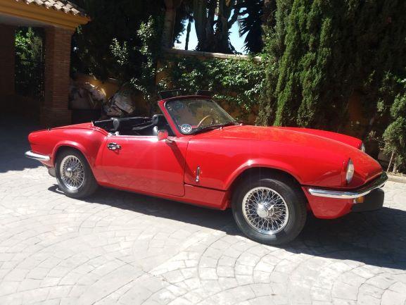 SPITFIRE TRIUMPH BRETAGNE ROADSTER VOITURE DE COLLECTION