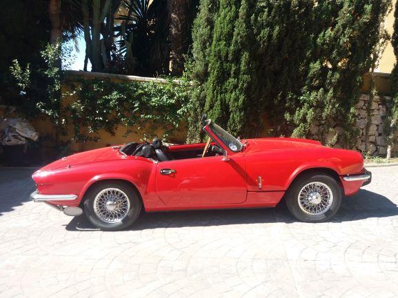 SPITFIRE TRIUMPH BRETAGNE ROADSTER VOITURE DE COLLECTION